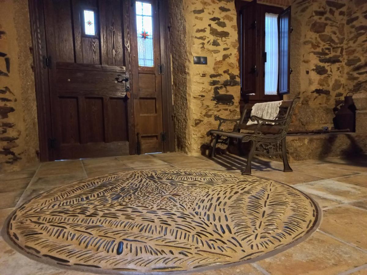 Casa Rural La Moraquintana Villa Santibanez el Bajo ภายนอก รูปภาพ