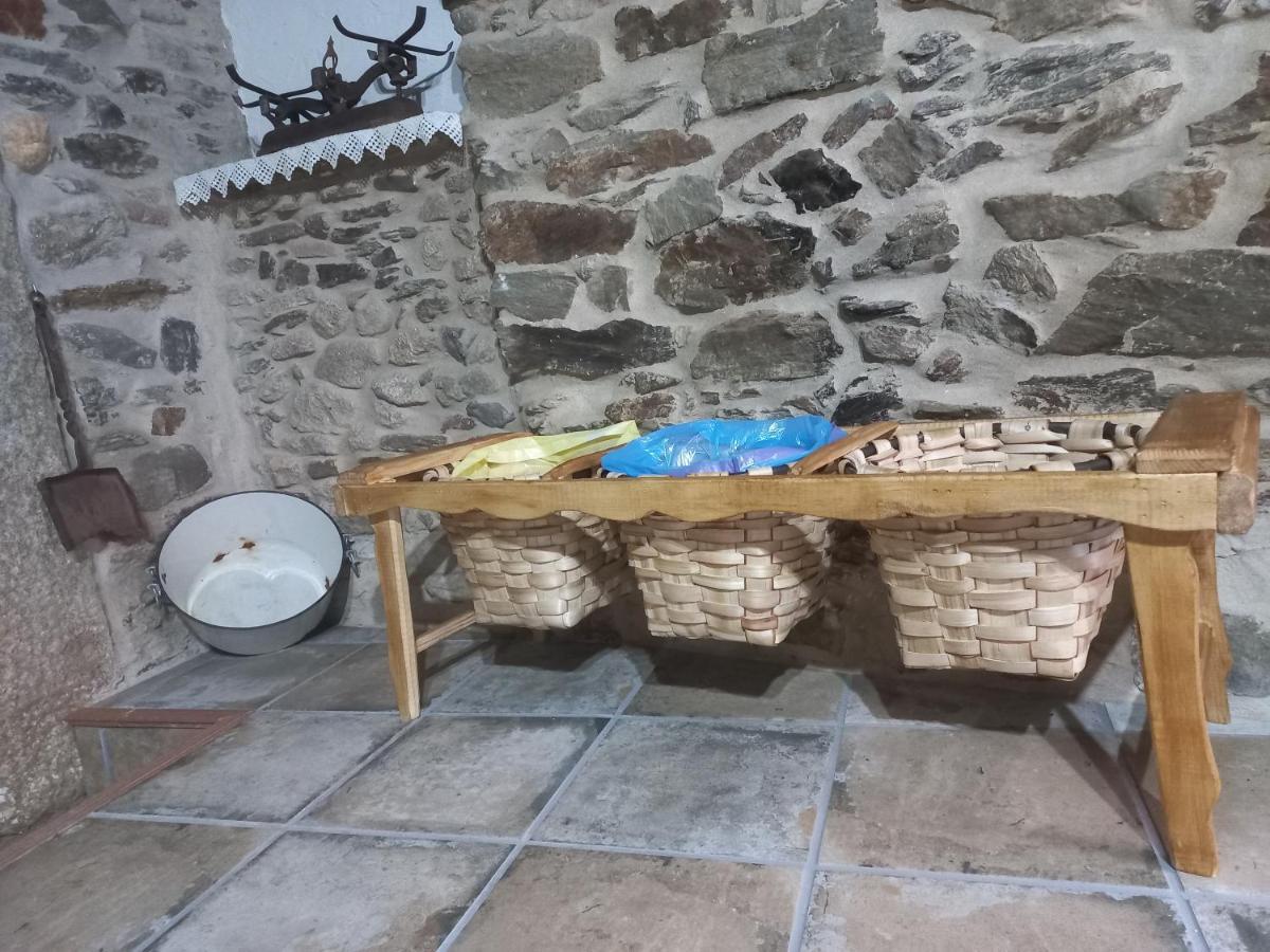 Casa Rural La Moraquintana Villa Santibanez el Bajo ภายนอก รูปภาพ